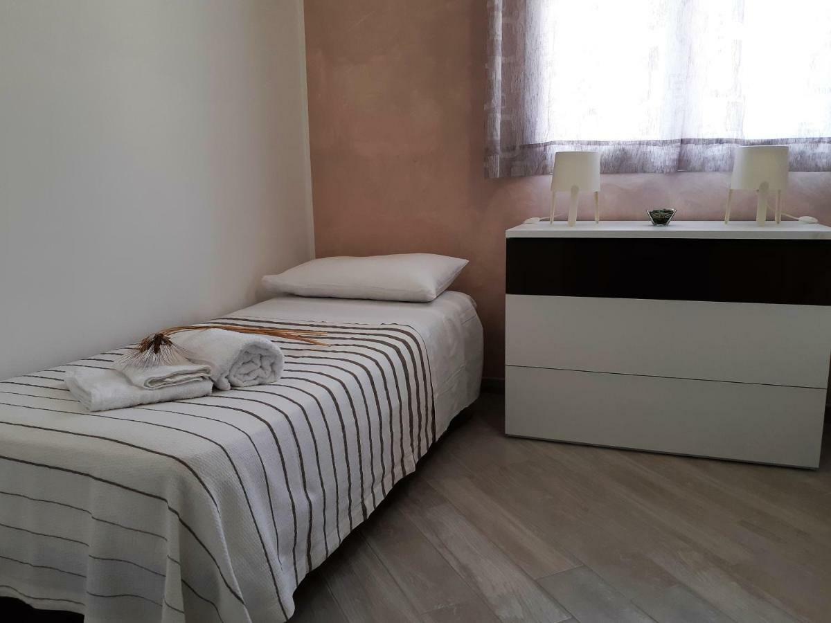 Home33 Avola Ngoại thất bức ảnh