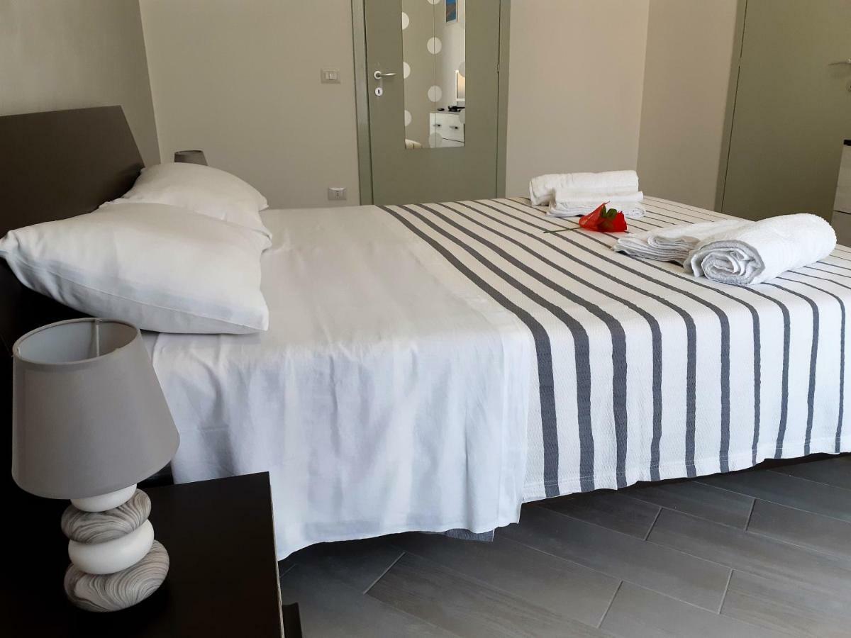 Home33 Avola Ngoại thất bức ảnh