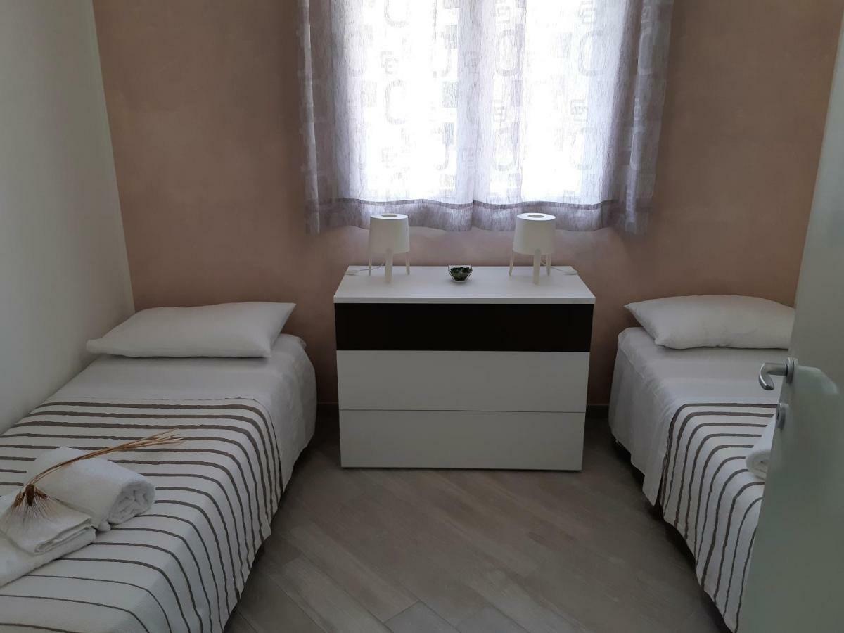 Home33 Avola Ngoại thất bức ảnh